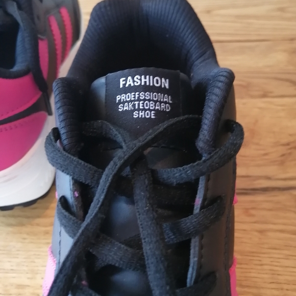 Platform sneakers size 6 - Picture 4 of 4